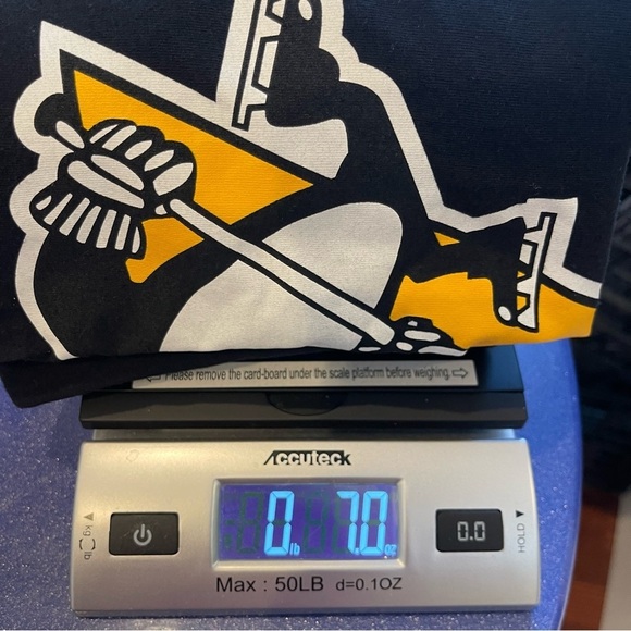 Pittsburgh Penguins Sidney Crosby #87 Men's Size Large T-Shirt per measurements - Picture 8 of 8